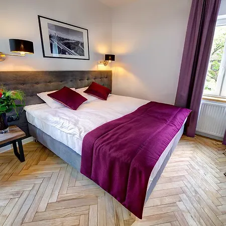 Smiala 77 * Warszawa