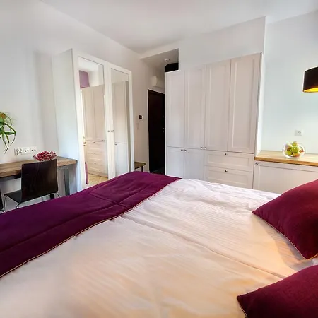 Smiala 77 Apartament